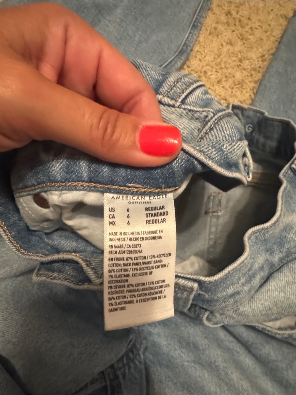 American Eagle Outfitters Light Wash Jeans - women’s Strigid - Picture 5 of 8